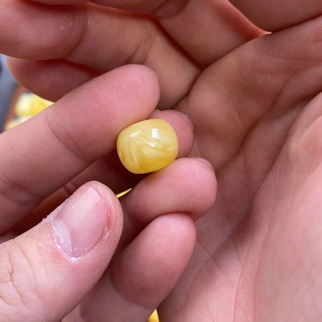 蜜蜡裸石未镶嵌?****彭配饰