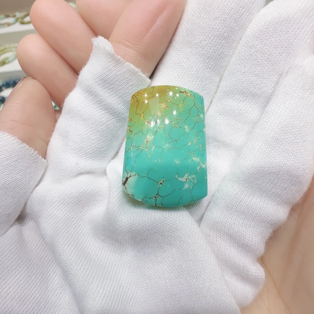 绿松石未镶嵌原矿绿松石