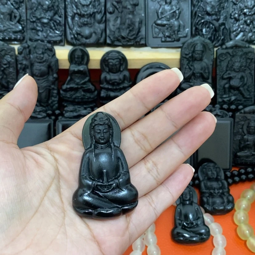 【闪购商品】未镶嵌蛇纹石玉颈饰和**阳