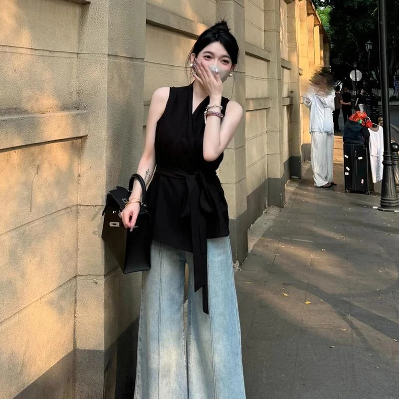 法式气质V领挂脖无袖衬衫女夏季新款高级感绑带收腰修身别致上衣