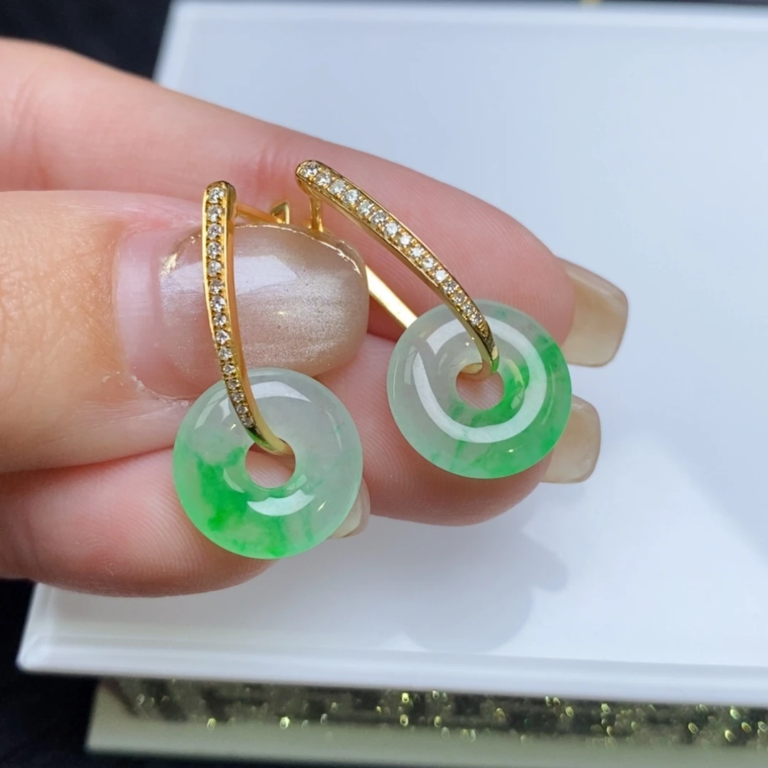 翡翠18K金镶嵌耳饰甜甜圈