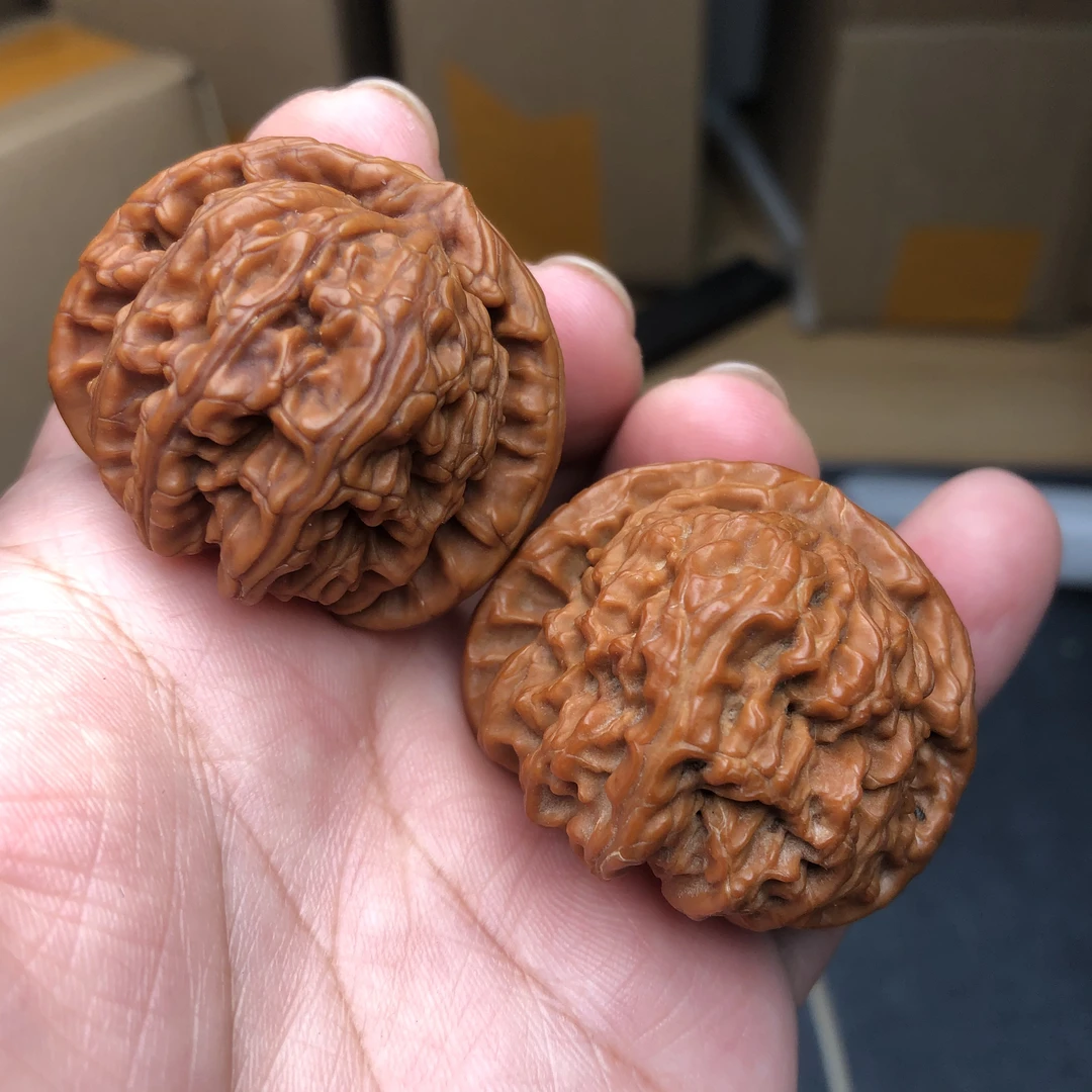 机刷白狮子35.一42随机发货招财手盘男士女生野生麻文玩核桃自然