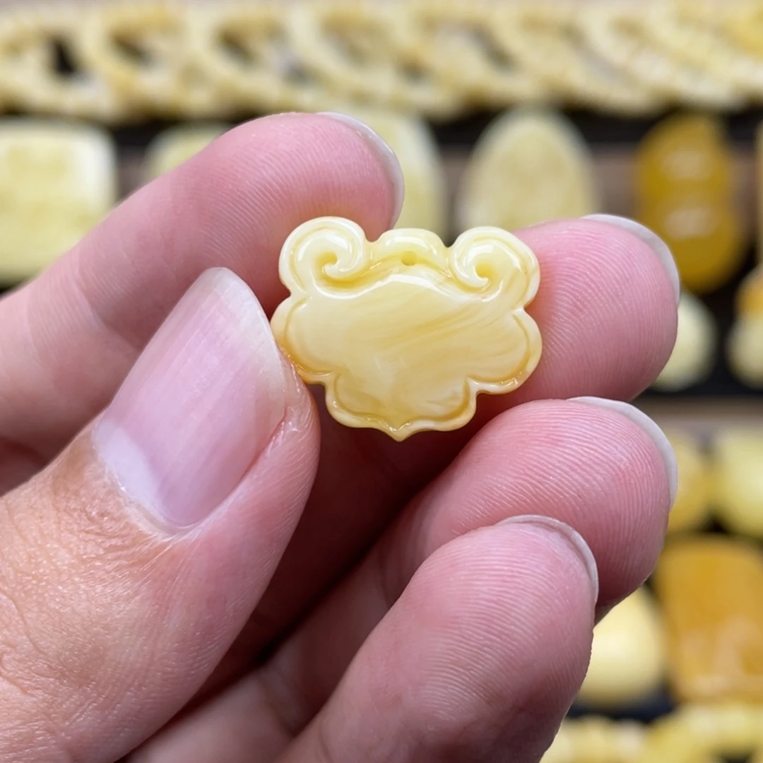 琥珀未镶嵌裸石琥珀蜜蜡