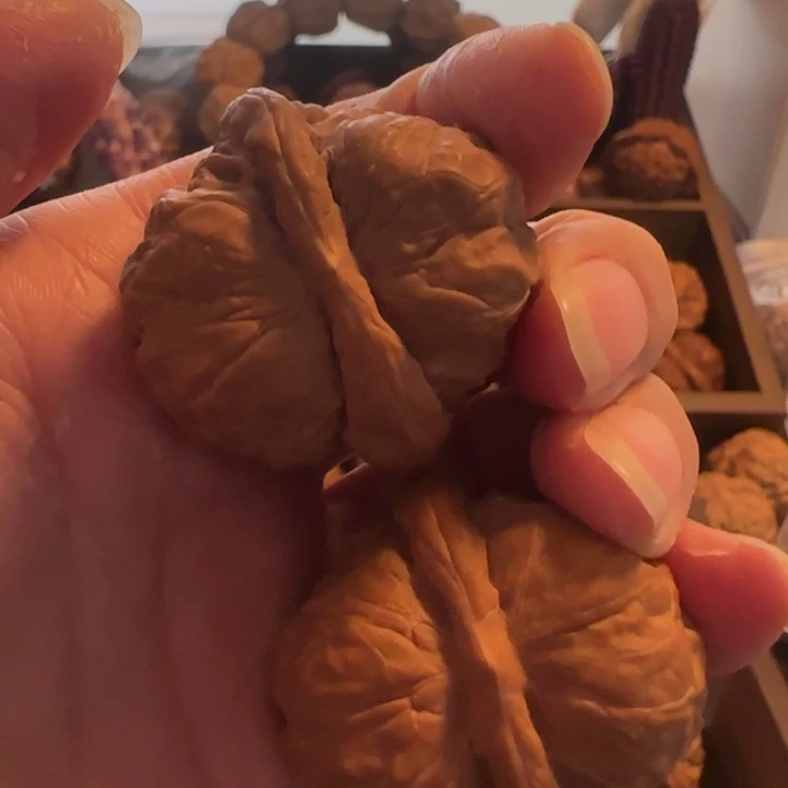 文玩核桃把件小蛤蟆（全品无修）