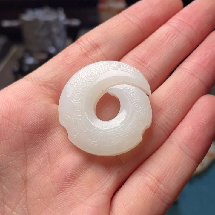 和田玉未镶嵌挂件