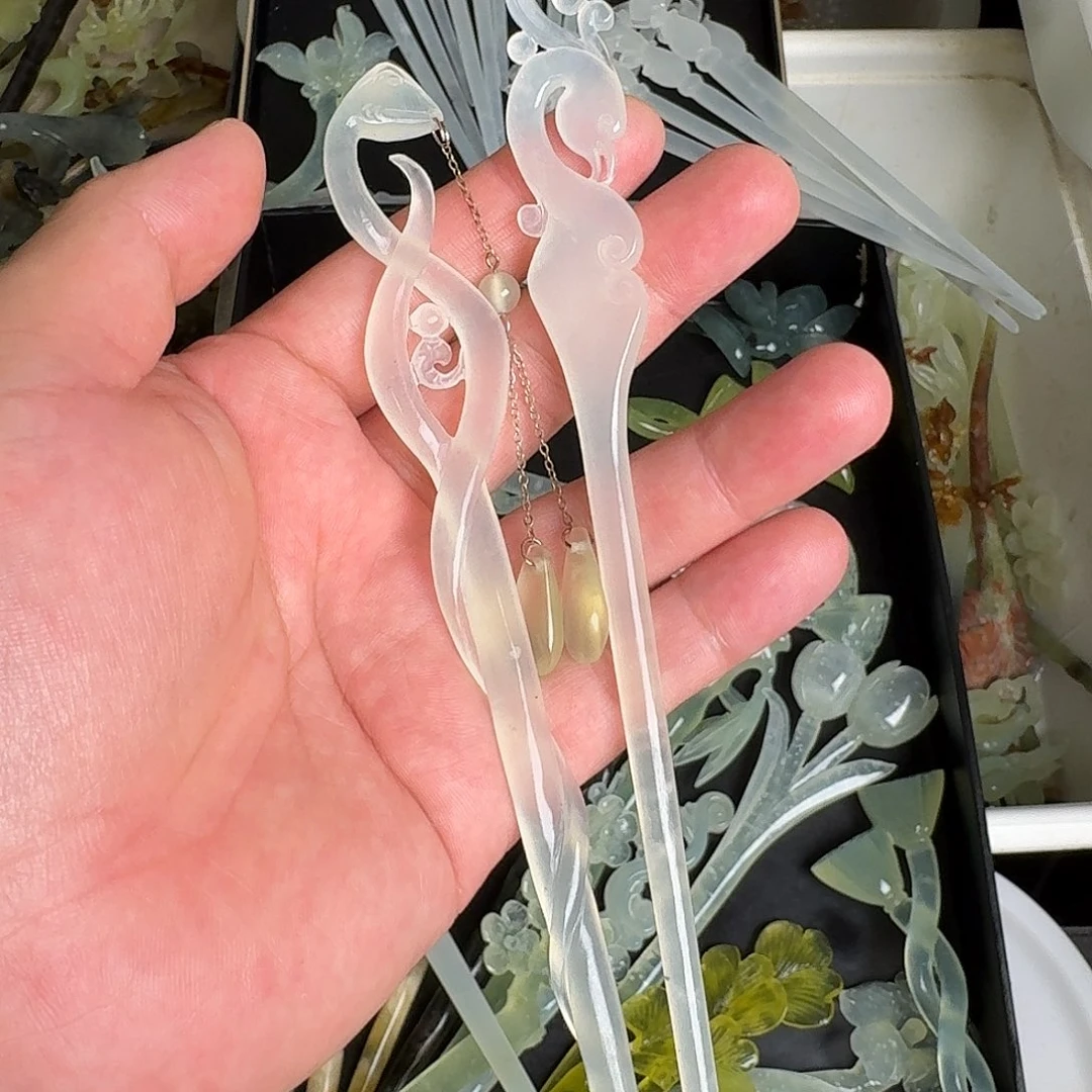 尊***喵蛇纹石玉未镶嵌腰佩