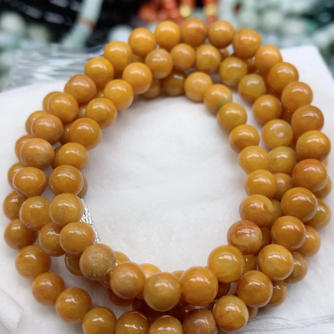 翡翠颈饰未镶嵌手串