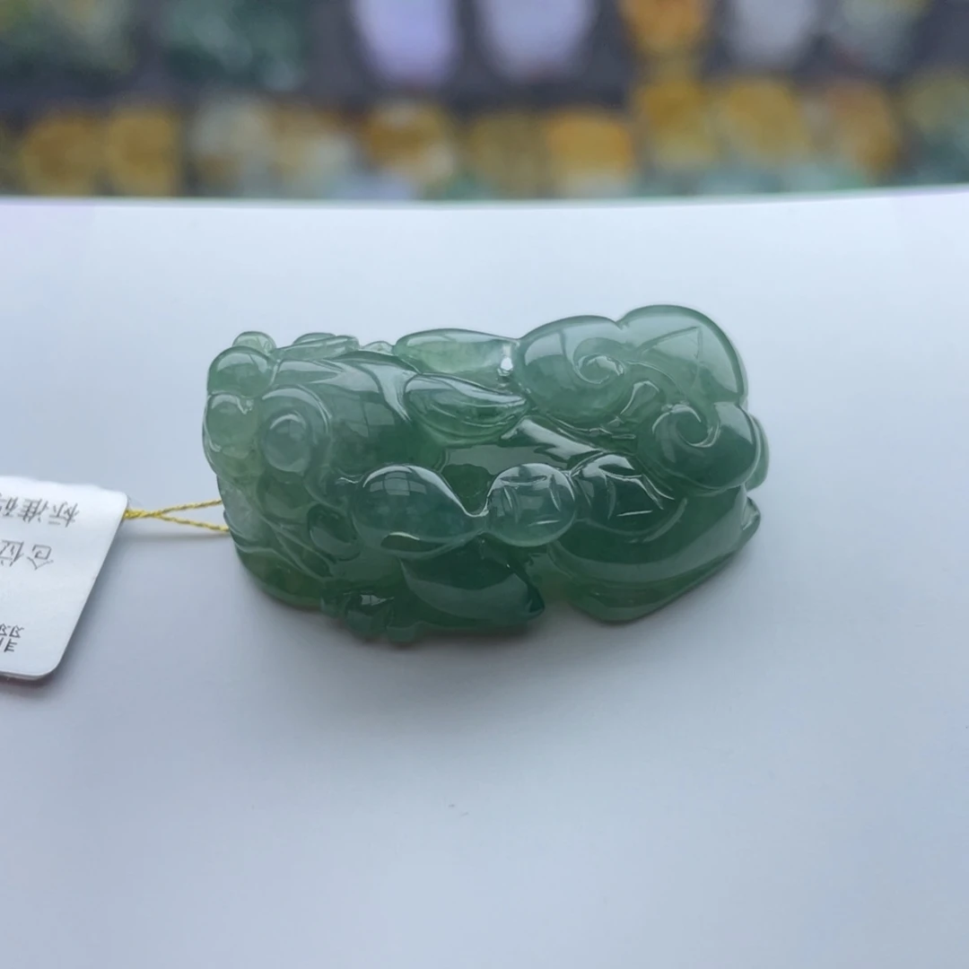 翡翠颈饰未镶嵌貔貅