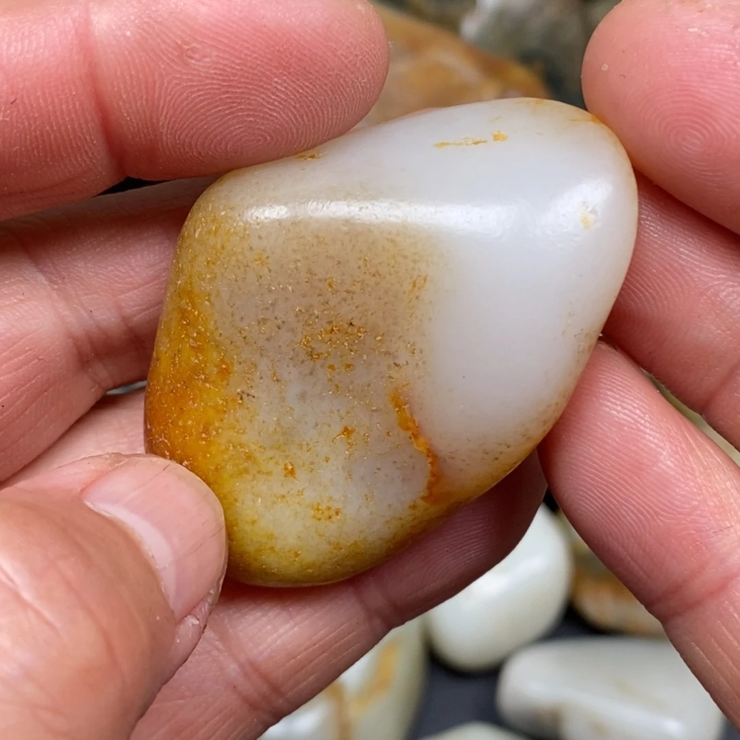 和田玉（糖玉）挂件未镶嵌