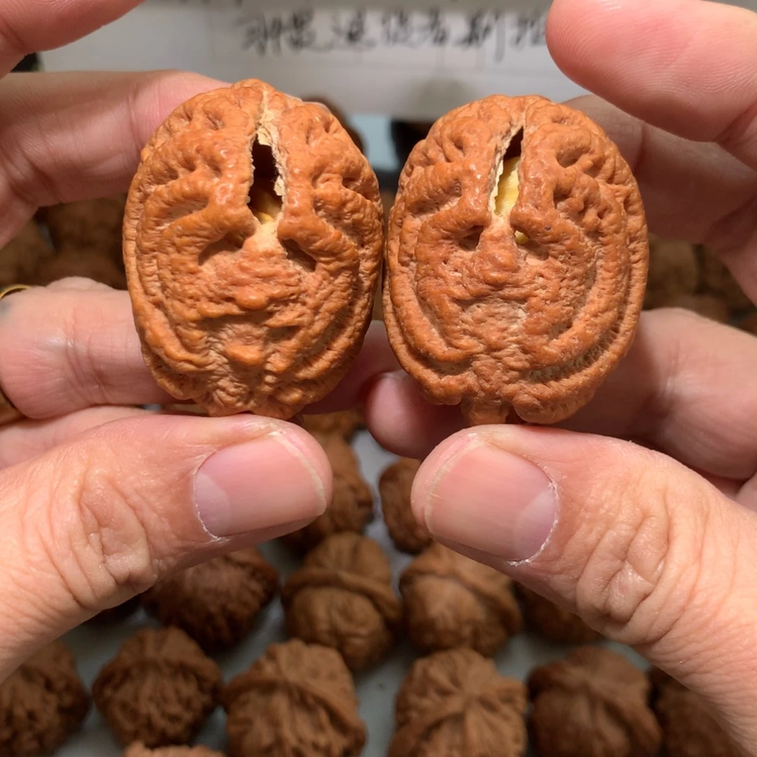 把件文玩核桃鬼脸开播福利
