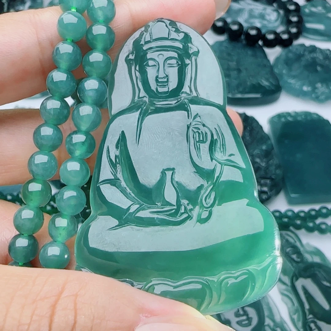 颈饰未镶嵌翡翠多样性发货天然的A货翡翠