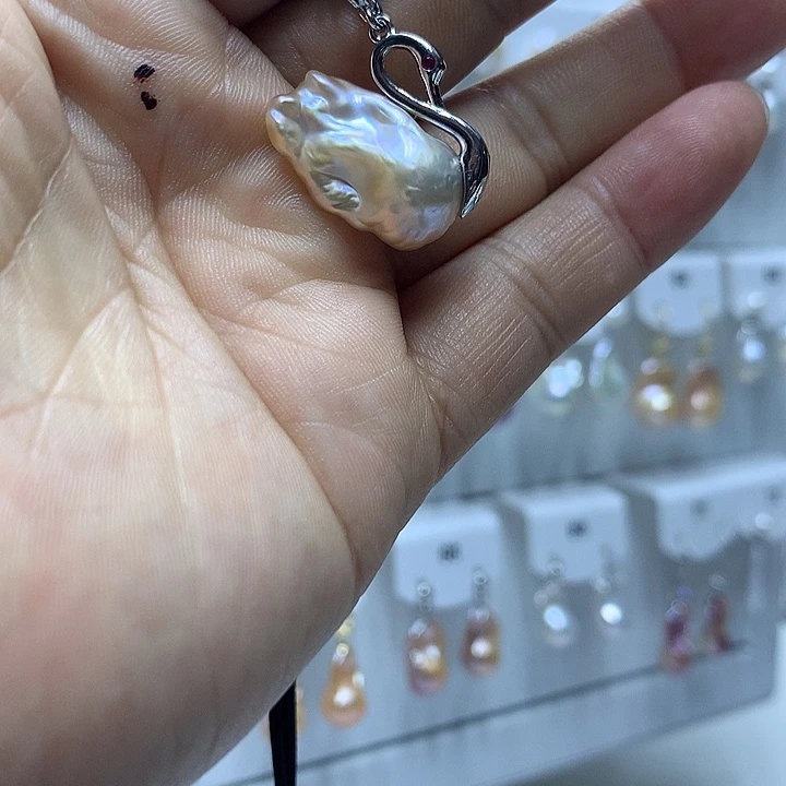 未镶嵌巴洛克淡水珍珠