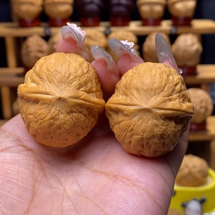 文玩核桃把件寿桃两棱44号37尺