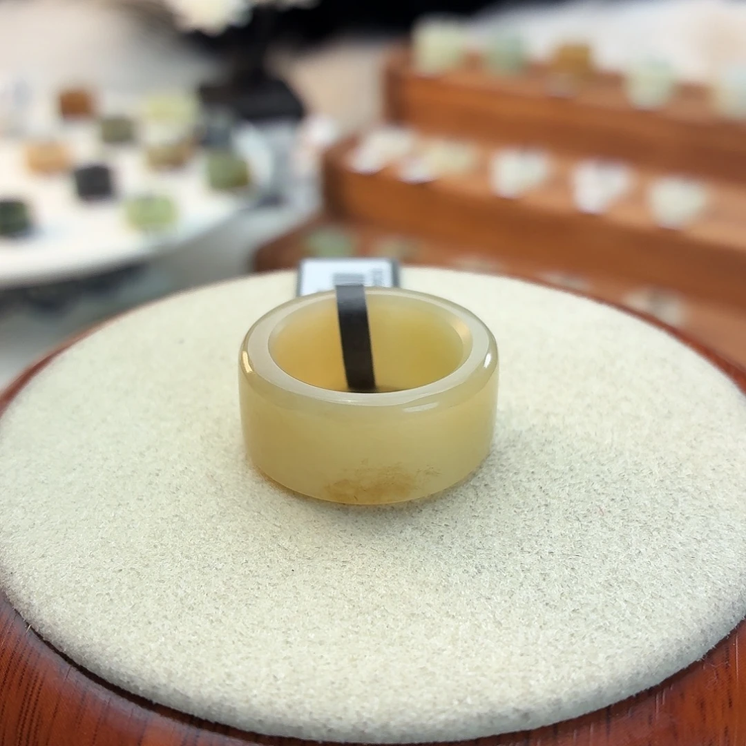 和田玉未镶嵌戒指i46奶茶圆切17.4mm港码14.5—15