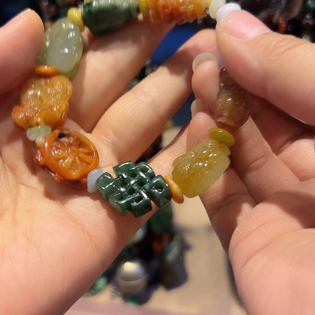 翡翠未镶嵌颈饰原创