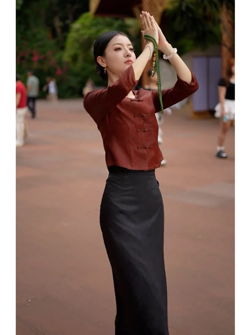 新中式国风穿搭高级感巨好看佛系禅意风醋酸缎面旗袍连衣裙套装秋