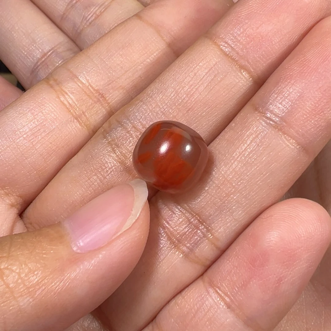 南红玛瑙未镶嵌珠宝奇石宾****栈