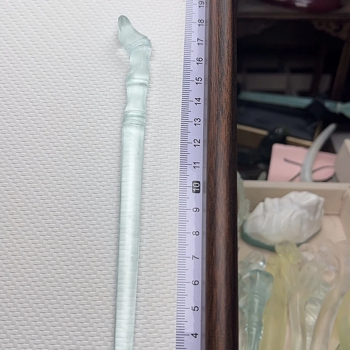 蛇纹石玉未镶嵌发簪竹节