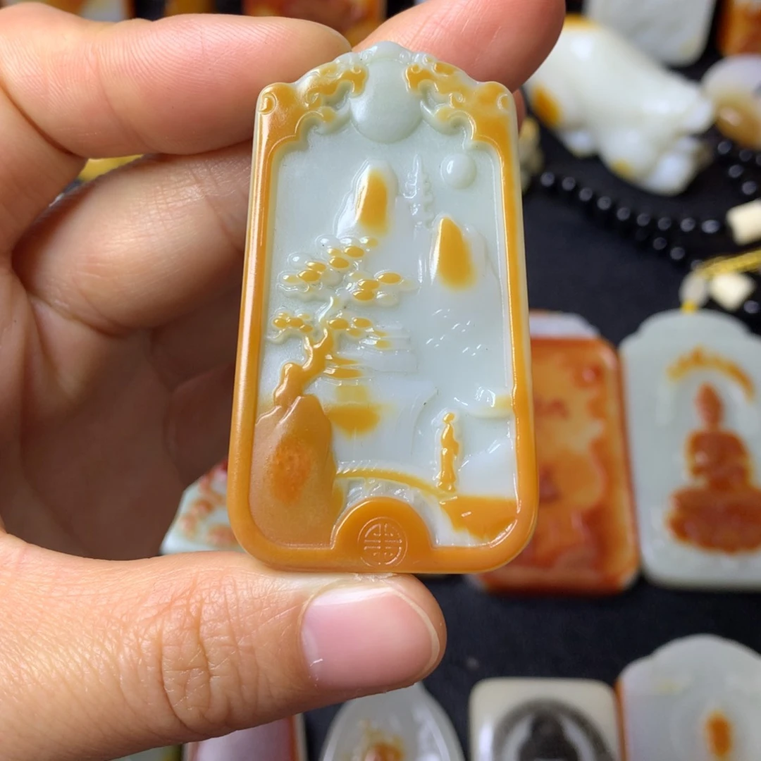 和田玉颈饰未镶嵌