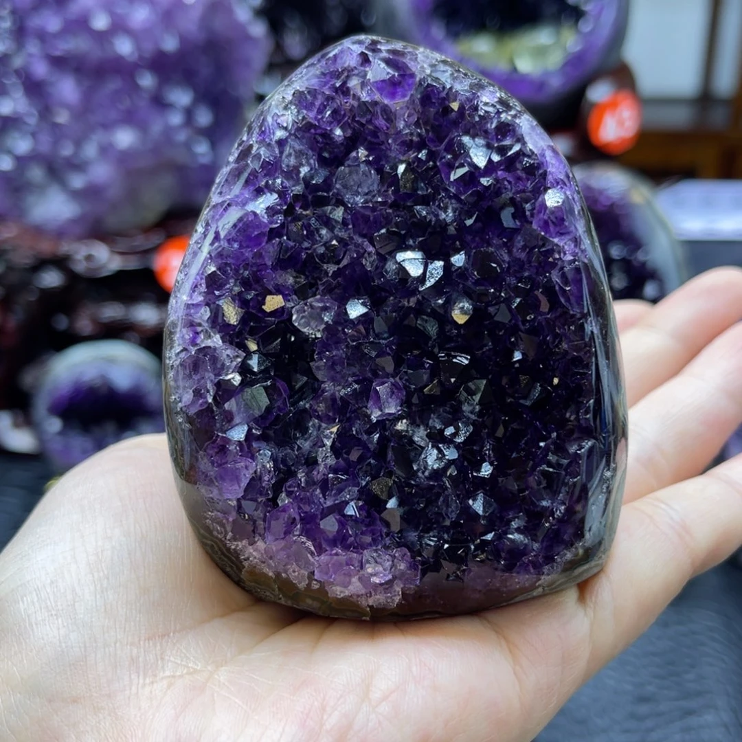 未镶嵌紫晶大型摆件（非配饰）