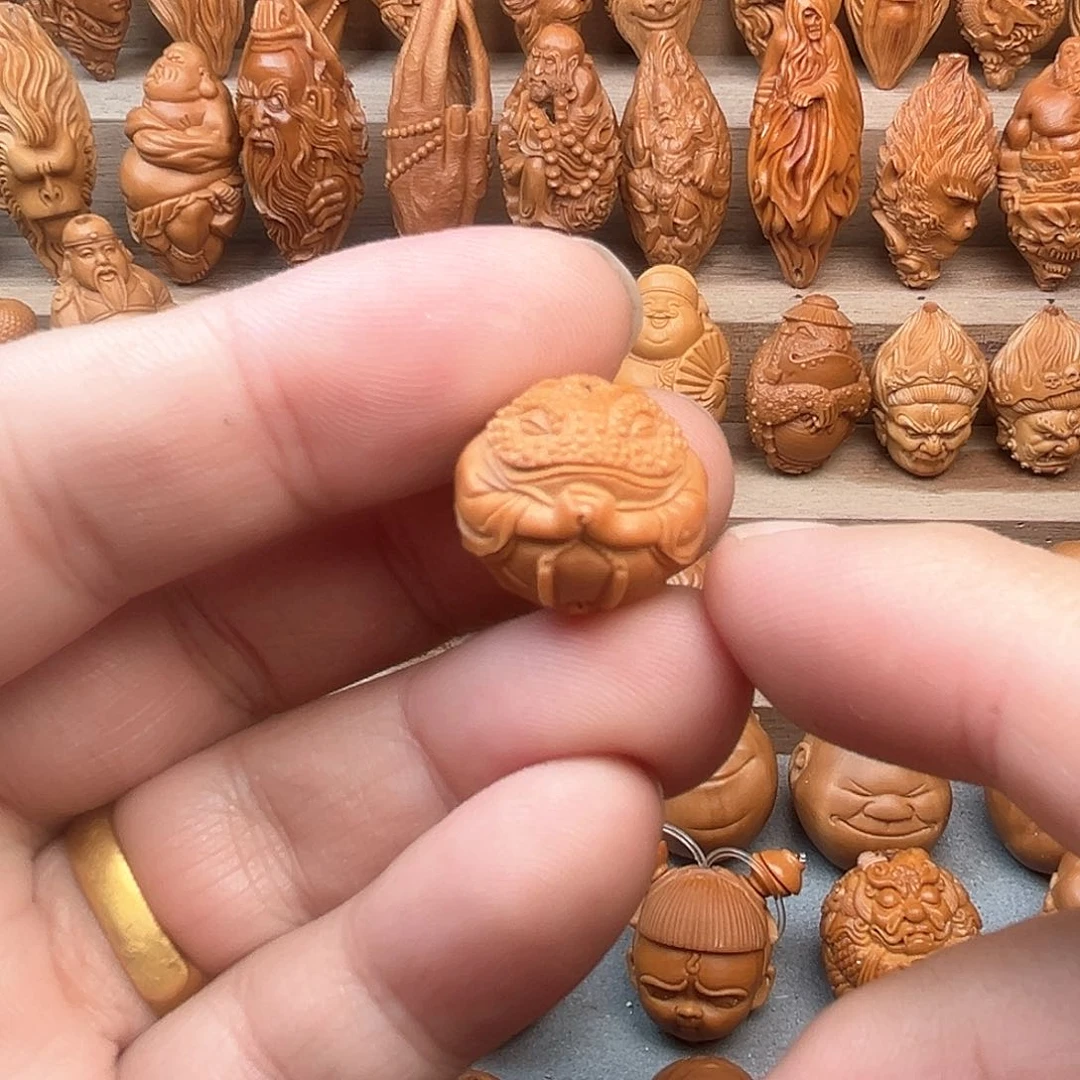 猴头核桃吊坠18功夫娃