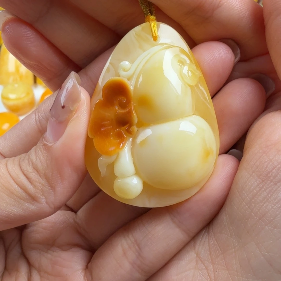 琥珀未镶嵌颈饰纯天然琥珀蜜蜡无优化