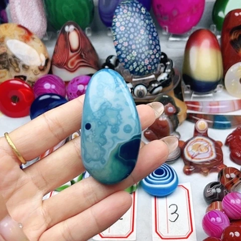 玛瑙/玉髓未镶嵌珠宝半成品