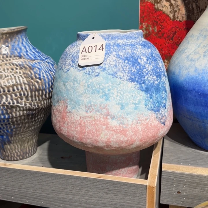 景德镇陶瓷艺术品大****丁