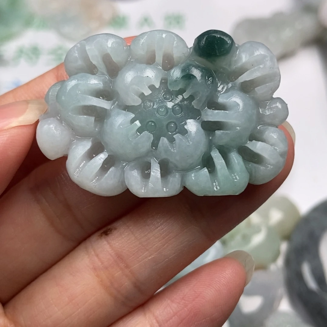 定制翡翠未镶嵌翡翠