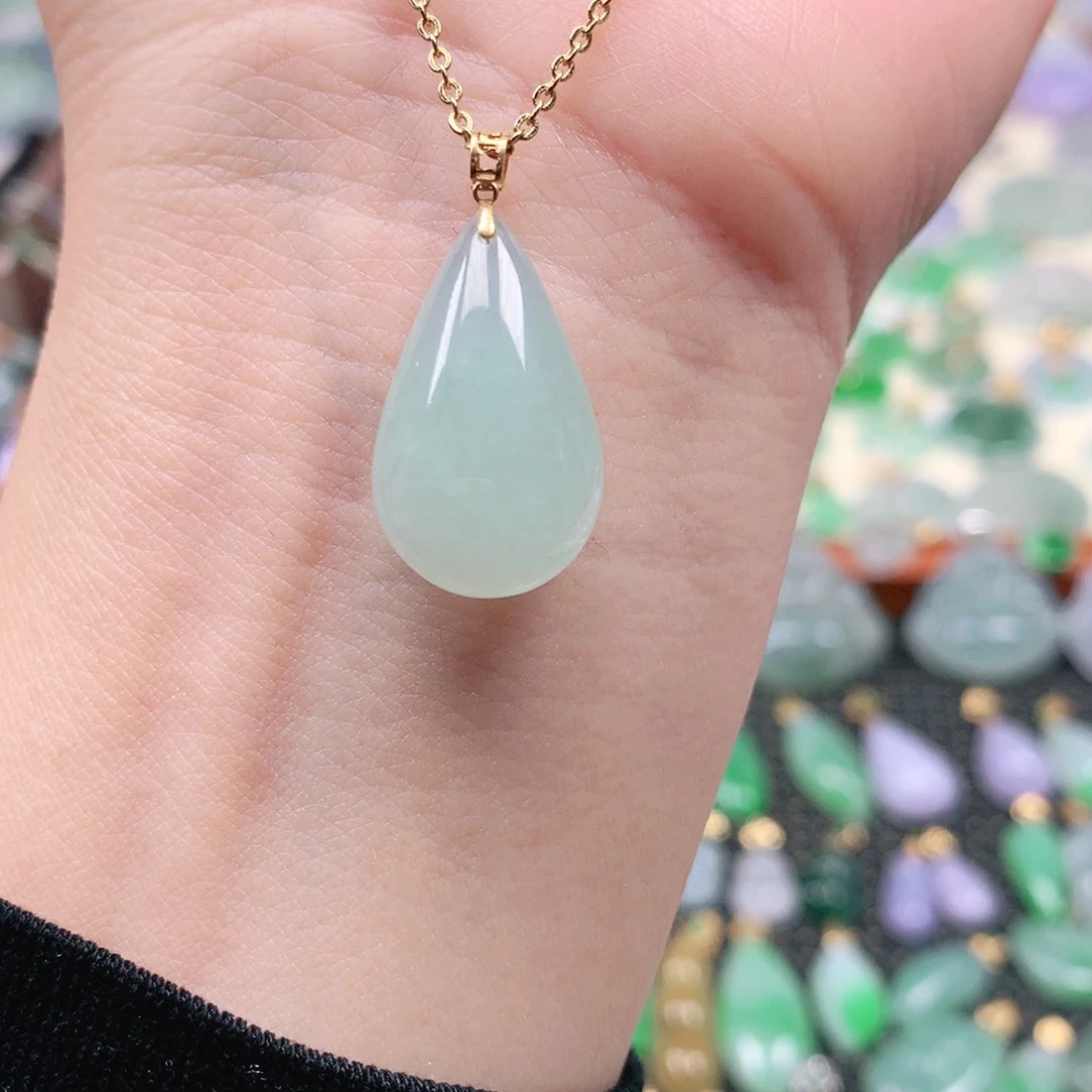 吊坠(不含链)18K金镶嵌翡翠