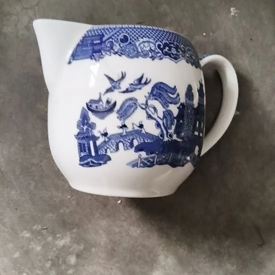 瓷陶瓷盘子碗啥都有