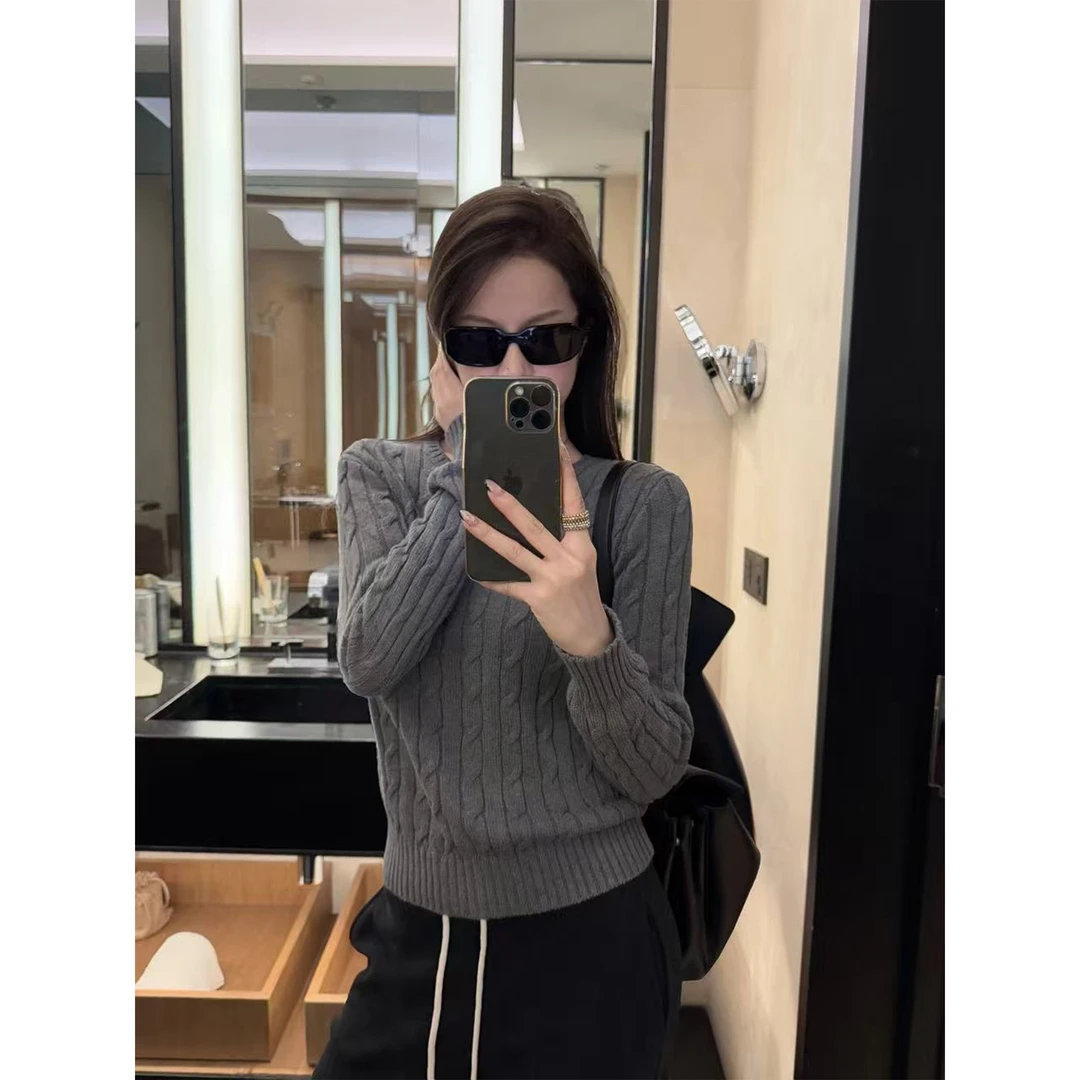 林木木家 老钱学院风绞花麻花全棉纱线微修身圆领内搭上衣毛衣女