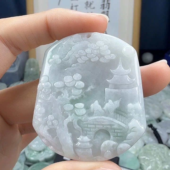 翡翠未镶嵌颈饰翡翠
