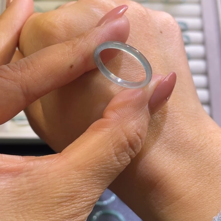 翡翠未镶嵌戒指翡翠