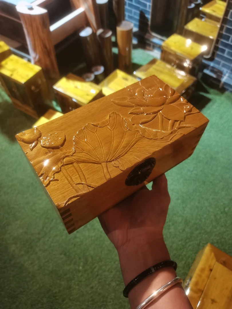 雕刻荷花首饰盒尺寸23-13-8