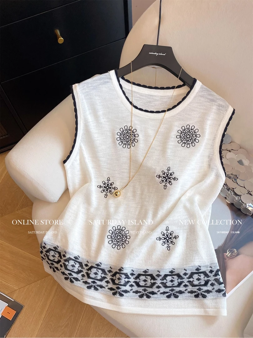 2025夏季新款波西米亚度假风刺绣无袖背心女薄款圆领外穿休闲上衣
