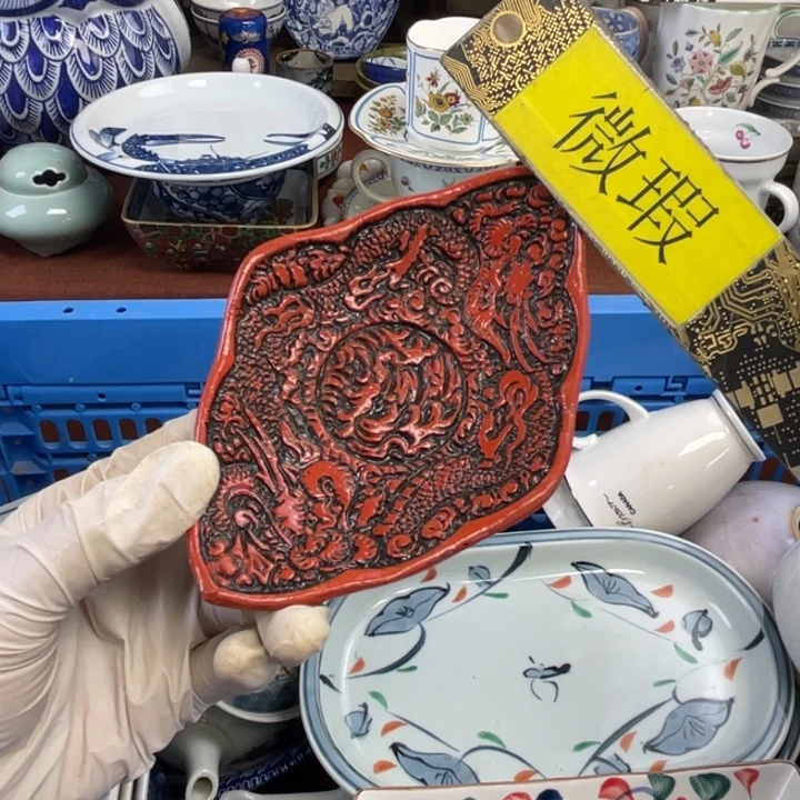 他家瓷器真美…开播了