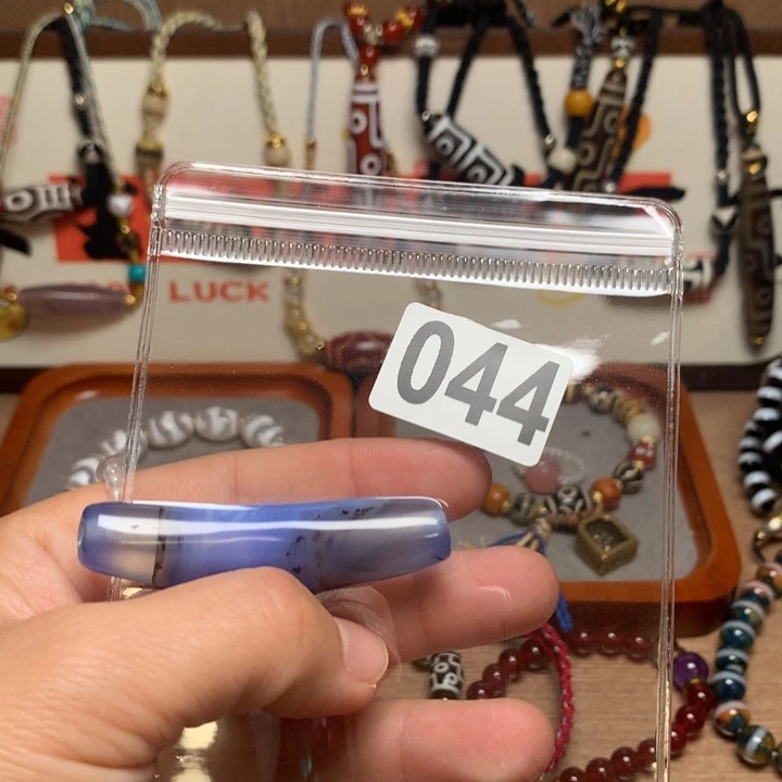 赵***父玛瑙/玉髓未镶嵌其他