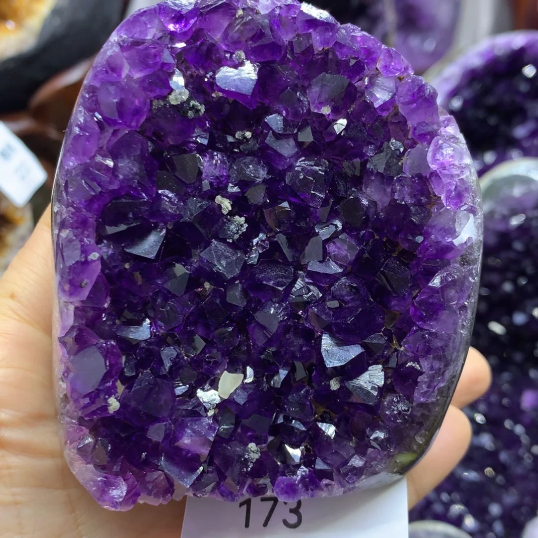 紫晶大型摆件（非配饰）未镶嵌