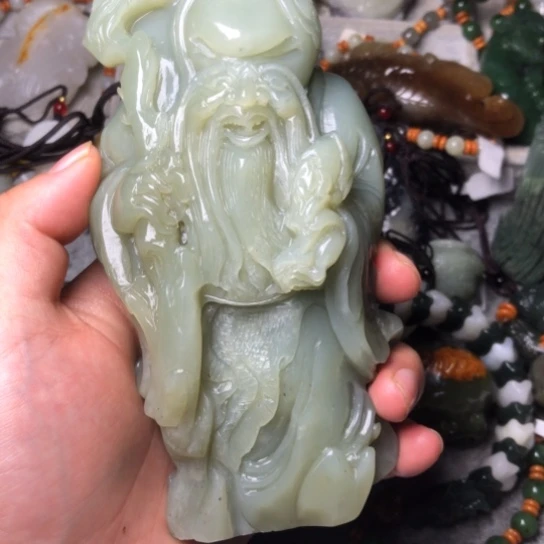 用***7和田玉未镶嵌把件总价380