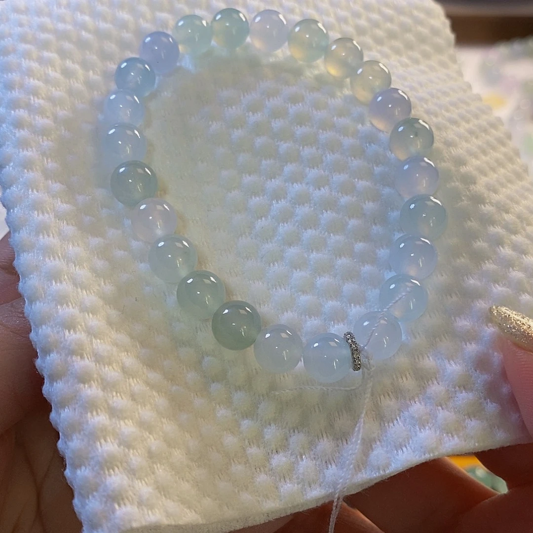 定制翡翠未镶嵌翡翠.