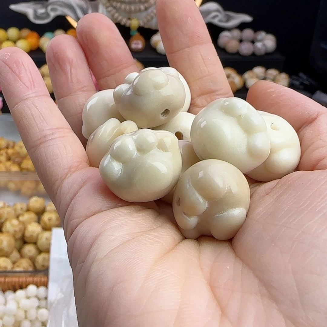 菩提根/象牙果吊坠瑕疵牙果白色爱心猫爪10颗