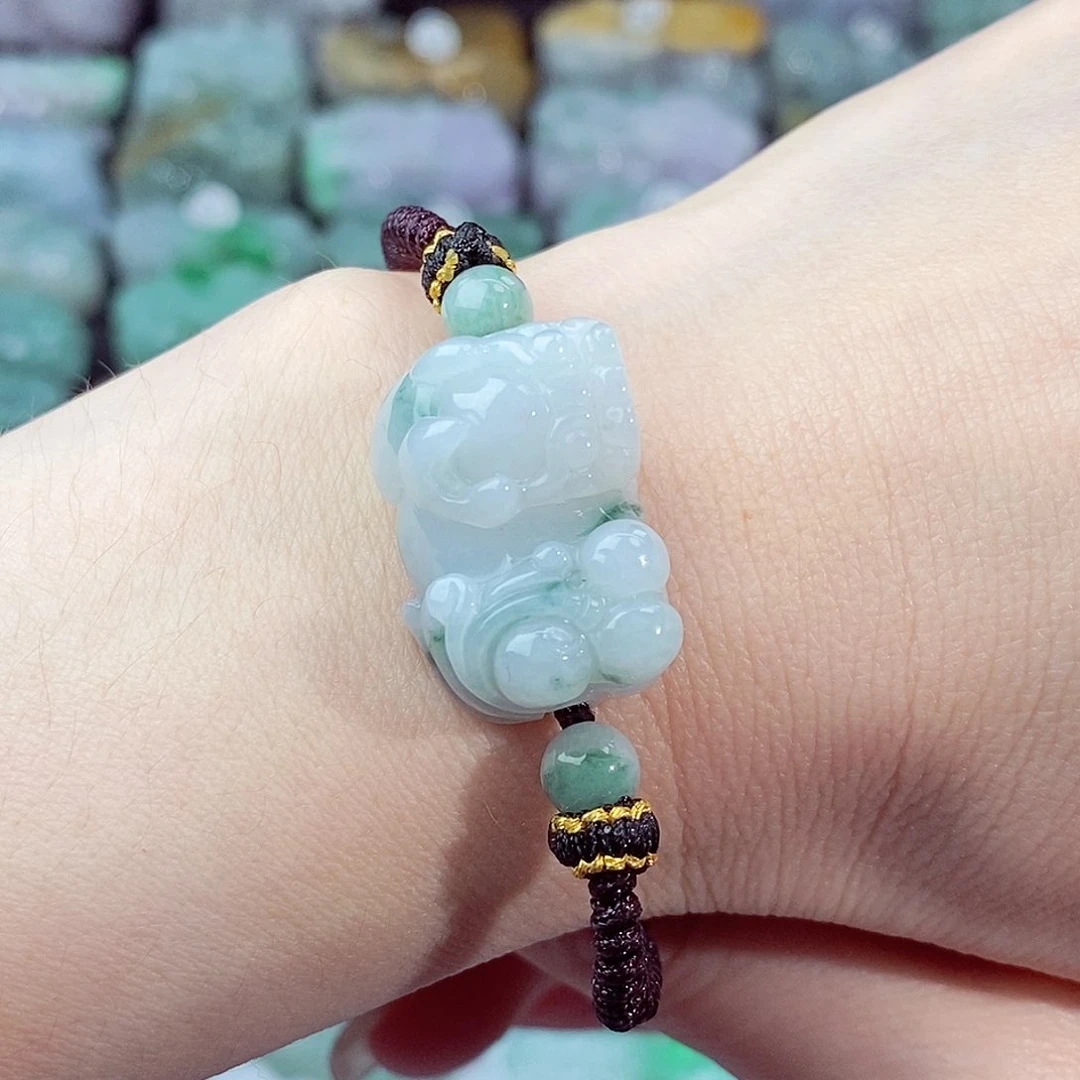 颈饰未镶嵌翡翠天然