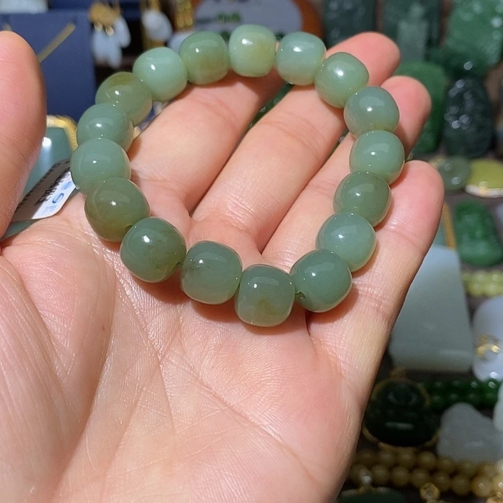 和田玉（糖玉）未镶嵌吊坠(不含链)