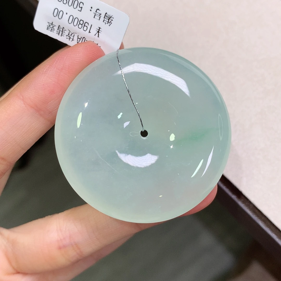 翡翠未镶嵌颈饰45.9-1.大扣子