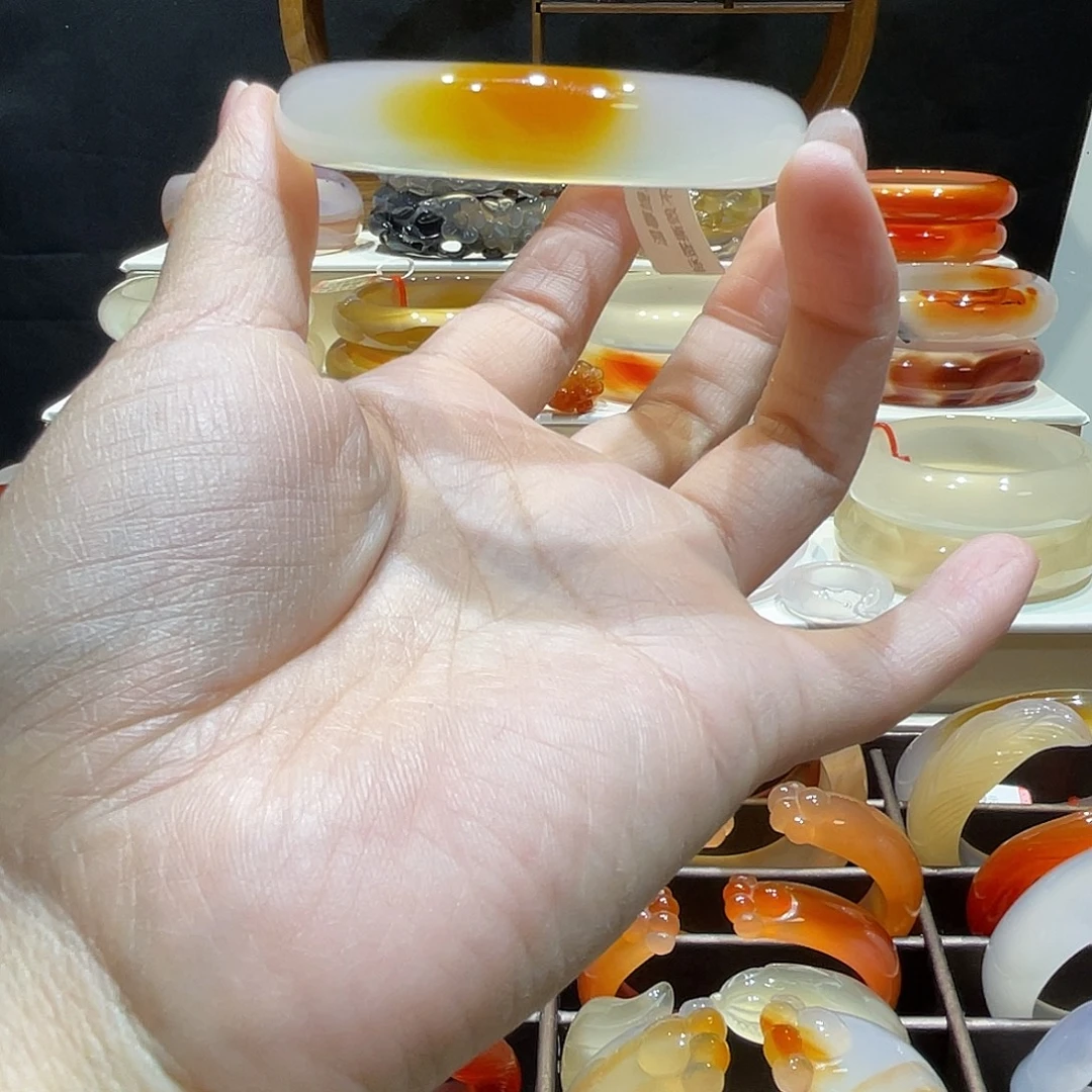 玛瑙/玉髓未镶嵌手镯