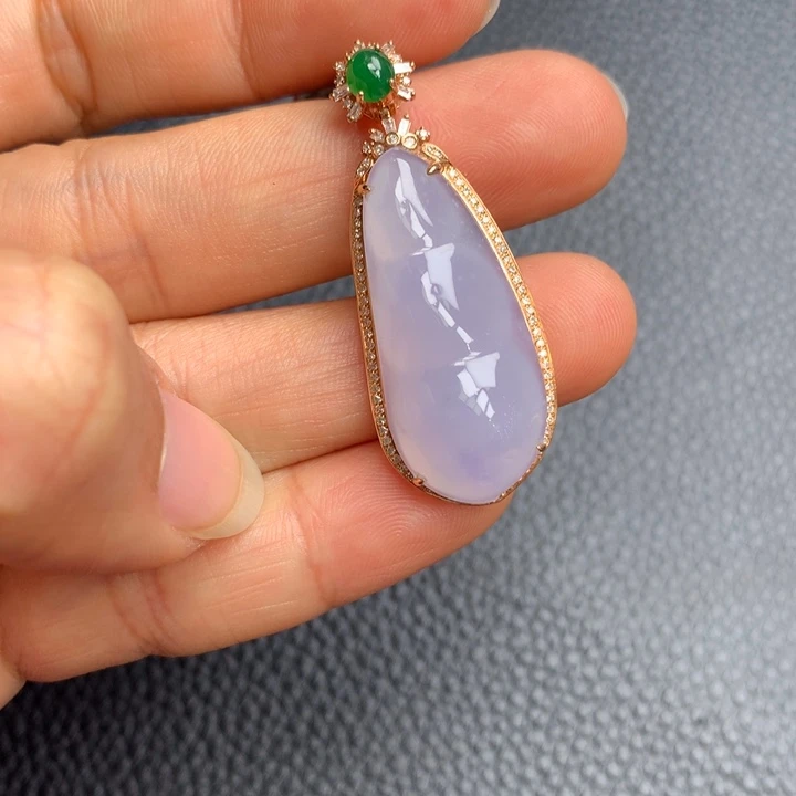 翡翠吊坠(不含链)18K金镶嵌