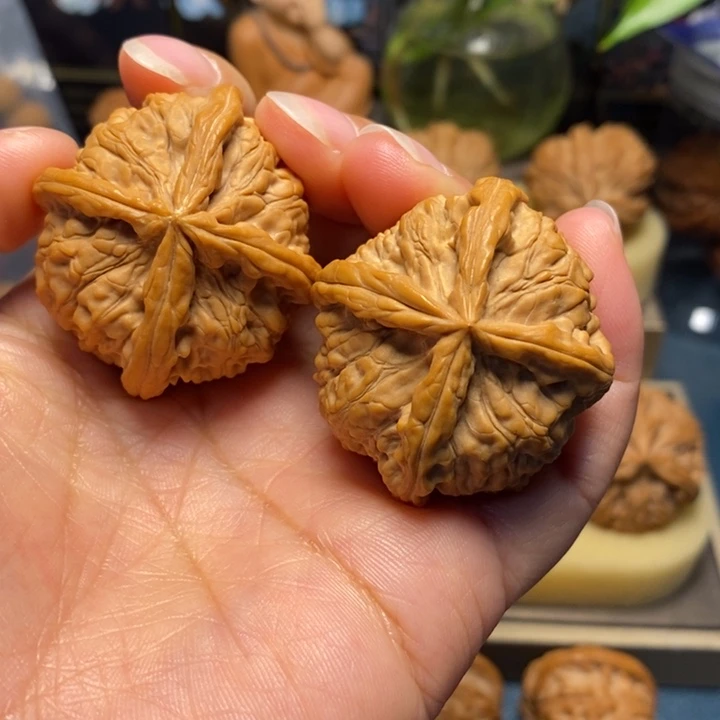 【闪购商品】把件文玩核桃御玺四棱