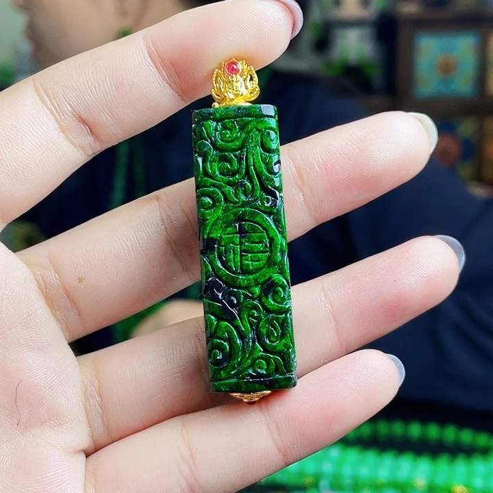 翡翠银S925镶嵌颈饰多样性