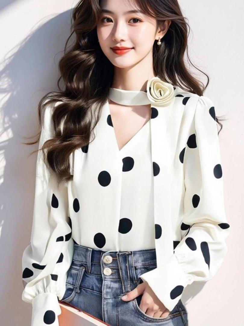 法式蝴蝶结飘带复古波点衬衫女2025新款春夏长袖v领气质缎面上衣